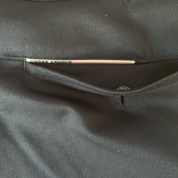 Under Armour black golf shorts size 38R - Picture 7 of 9